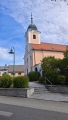 Farní kostel Eggern v Dolních Rakousích je významná josefínská církevní stavba z roku 1792. Původně kaple s hřbitovem z 15. století, byla Eggern v roce 1784 povýšena na farnost. Kostel zaujme svou klasicistní architekturou, včetně oltářního obrazu malíře Josefa Kastnera a varhan od Friedricha Heftnera z roku 1988. Nachází se centrálně na náměstí Angerplatz a je chráněn jako kulturní památka. (Mapy.com)