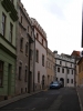 Po bitvě na Bílé hoře (8.listopadu 1620) odbojné Prachatice ztratily všechny výsady a svůj majetek, včetně helfenburského panství. Město bylo připojeno k panství krumlovskému a ztratilo i práva města královského. Obchod na stezce pomalu upadal.