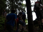 Z hradu stoupáme až k Panskému vrchu (834m).
