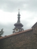 Pohled na špičku kostela