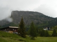 Impozantní Gerlossteinwand. Jen škoda, že začíná poprchat.