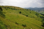 Výhled ještě na NP Pieniny, pod námi je ves Veĺký Lipník.