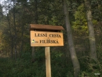 zdejší lesy spravují Vojenské lesy a zavádějí jednotné značení 