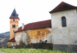 Někdy ve druhé polovině 13. století, ještě za posledních Přemyslovců, tady vyrostl na náhorní plošině hrad, bránící vstup do Českých zemí.