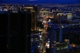 Nevada, Las Vegas - večerní pohled ze Stratosphere Tower