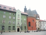 Velký rynek je oddělen od Starého města domy