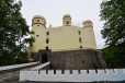 ll. Na vysokém, skalnatém ostrohu Vltavy byl ve 14.století císařem Karlem založen hrad původně plnící úlohu celnice, kde se vybíralo clo ze zboží na proplouvajících lodích ...