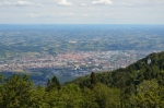 Výhled z rozhledny na Pohorje poblíž Mariboru