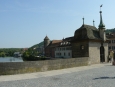 Na starém mostě ve Schwäbisch Hallu