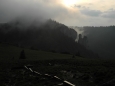 Kouzlem zobrazená krajina kolem Kral'ovo studně. V napajedlech koryt se zachycuje poslední odlesk dne.