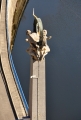 Monument pod vysokou hrází.