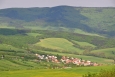 Část Strání, v pozadí hřeben Lopeníku.