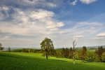 Krajina je zvláštní, milá a fotogenická.