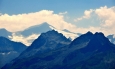 Na opačné straně údolí Salzachu vynikají vysoké hory s čtvrtou nejvyšší horou Rakouska, Großvenedigerem (3 666 m n. m.).