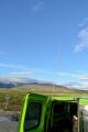 Renault Traffic s anténou na parkovišti Spranghaugen v národní parku Rondane, Norsko