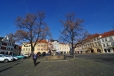 Mírové náměstí - Kamenná kašna. Opět fotím širokoúhlou Tokinou 11-16mm.