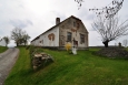 V obci Výheň, byl v roce 1825 proveden slavnostní výkop na trase budoucí koněspřežky, kterého se zúčastnil stavitel dráhy František Antonín Gerstner. Zde začíná naše vandrování Pomalším.