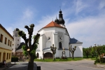 Kostel Archanděla Michaela – renesanční kostel z let 1612–1614, upravený před polovinou 18. století.