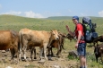 Výstup na Geghamy z vesnice Geghard, Arménie