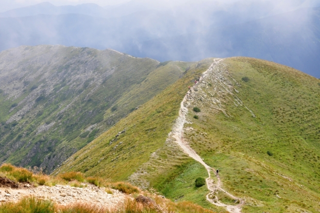Netušíme, že zanedlouho zde v bouři dojde k tragickému zásahu bleskem a úmrtí českého turisty...