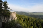 Frýdlantská vyhlídka je nejvyšší místo stolové hory Ostaš. Je z ní pěkný výhled na Teplicko-adršpašské skály, Jestřebí hory, Javoří hory, Broumovské stěny a za dobrého počasí i Krkonoše. 
