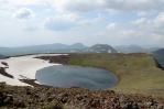 Na vrcholu Aždahak (3597 m) v pohoří Geghamy, Arménie