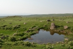 Sestup z Gegham do vesnice Sevaberd, Arménie