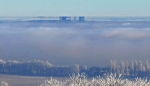 Zde ve výřezu je fata morgána jasně zřetelná.