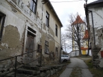 Volksschule - pokud jsem správně vyluštil prastarý německý název.