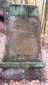 Pomník Braven manne. Pomníček pro vzpomínku na statečného námořníka z lodi Quiberon, který 12. října 1820 zachránil z potápějící se lodi maminku s dítětem. Na skalách nad ním jsou nádherné čeřiny.