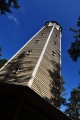 Rozhledna na Sedle pochází z roku 2009. Dřevěná příhradová konstrukce má tvar sedmiúhelníku a byla navržena architekterm P. Ullmannem. Po vystoupání po dřevěném schodišti do cca 24 metrů se vám naskytne úchvatný výhled na šumavské vrcholy, Český les i jižní část Plzeňského kraje. (www.mapy.cz)