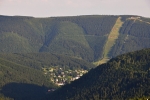 Špindlerův Mlýn pozvolna skryje večerní stín.