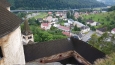 Nový obchvat obce usnadňuje průjezd a umožní shlédnout hrad z jiné perspektivy.