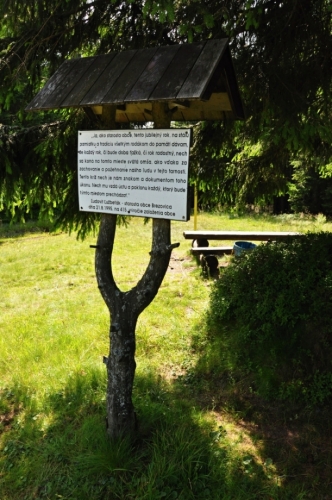 Vrchol je využíván i pro mši, která se zde koná zjara každoročně.