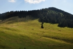 Pod hřebenem Vf. Gudafu (1 477 m n. m.).