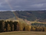 Duha se zdvihá nad Jelenovem...