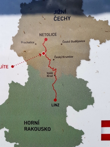Linecká kupecká stezka je velmi stará. Částečně prochází vojenským prostorem.
