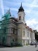 Původnímu podhradí, dnes rožmitálskému náměstí s městskou památkovou zónou, dominuje městský kostel sv. Jana Nepomuckého. Původně barokní kaple sv. Jana Nepomuckého byla přestavěna v letech 1904-5 architektem Josefem Fantou v neobarokním slohu. V ochozu na kůru tohoto filiálního kostela se dochovala litinová deska s jedním z Rybových hesel: ”Abys byl lepším, pozoruj denně tvé činy a zkoumej je.” z roku 1852. Varhany pocházejí z roku 1905. (www.mapy.cz)