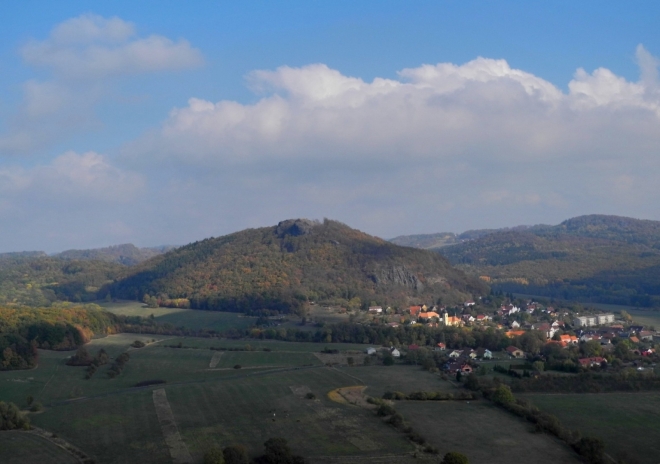 Třebušín a Kalich z Trojhory.