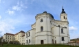 Kostel je mnohými odborníky označován jako nejkrásnější bsrokní stavba v ČR.