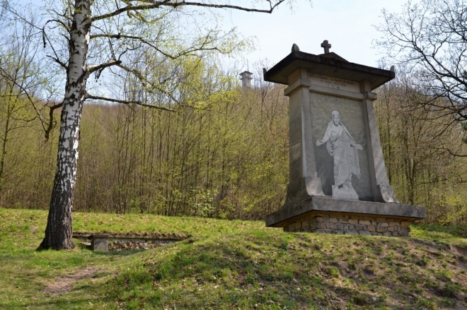 Památník obětem lesníků z ll. sv. války.