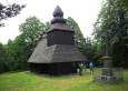 Cerkva přenesení ostatků svatého Mikuláše v Ruské Bystré byla postavena v roce 1730 na návrší obce v době panování římskoněmeckého císaře Karla VI. Je to srubová stavba z jehličnanových ručně tesaných trámů, na koncích spojených tesařským čepováním a zadlabaných. Spodní trámy, povrchově ošetřené černou barvou proti dřevokaznému hmyzu, jsou uloženy na kamenné podezdívce.Zdroj: Wikipedia