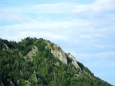 Haligovské skály visí nad kempem...