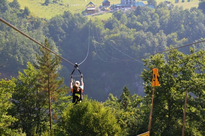 ZIP line nad Tarou.