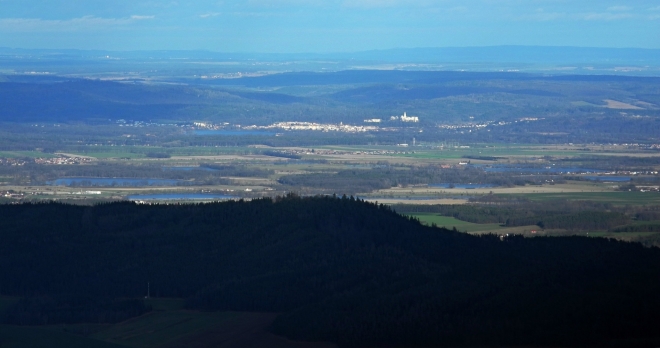 Hluboká nad Vltavou se zámkem.