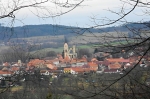 Bavorovský kostel Nanebevzetí Panny Marie je vrcholně gotickým dílem z 2. poloviny 14. stol. Po požáru v polovině 17. století nově zaklenut a v letech 1905–08 regotizován podle plánů J. Mockera.