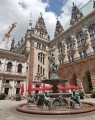 Fontána uvnitř radničního átria Hygieia-Brunnen