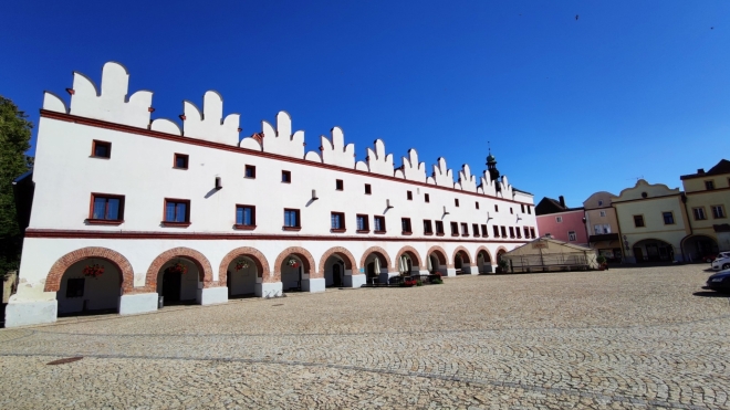 Náměstí. 