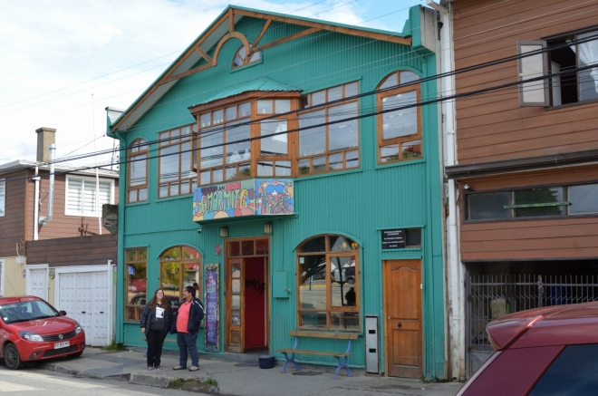La Marmita, restaurace u řeky. Ve čtvrt na dvě poznáme místní kuchyni.