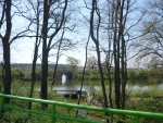 Cestou za Sudoměří uvidíte rybníček s mostem